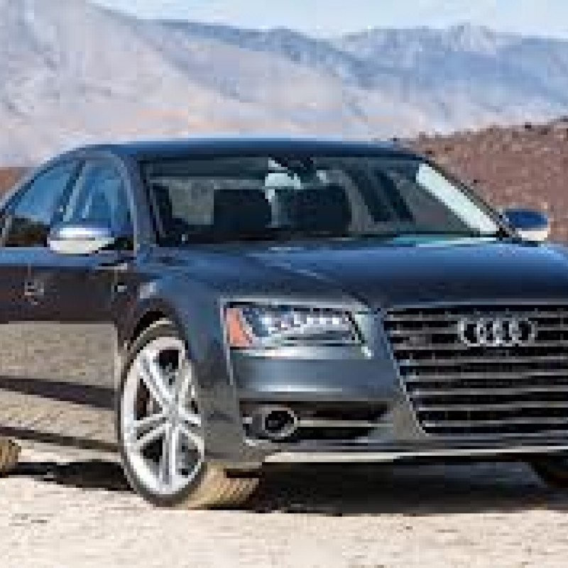 Audi S8 S8 - 4.0 V8 TFSI 571 petrol micro-hybrid 2020 -> ...