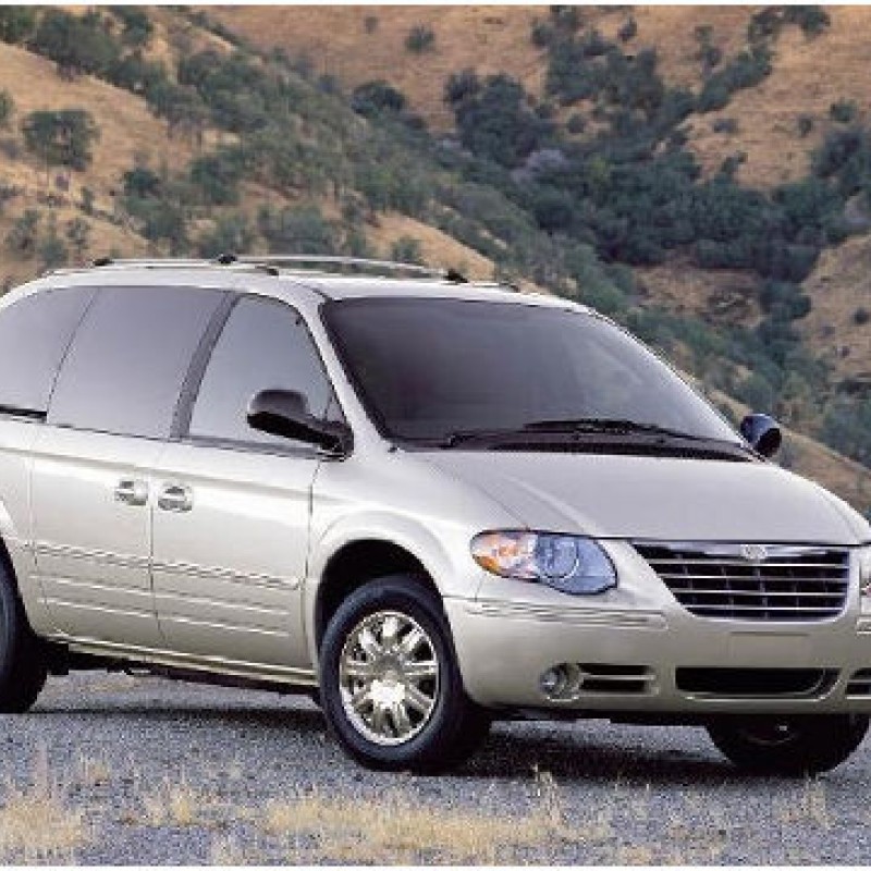 Lancia Voyager 2.8 CRD 163 diesel 2011 -> ... Lancia Voyager 2.8 CRD 163 diesel 2011 -> ...